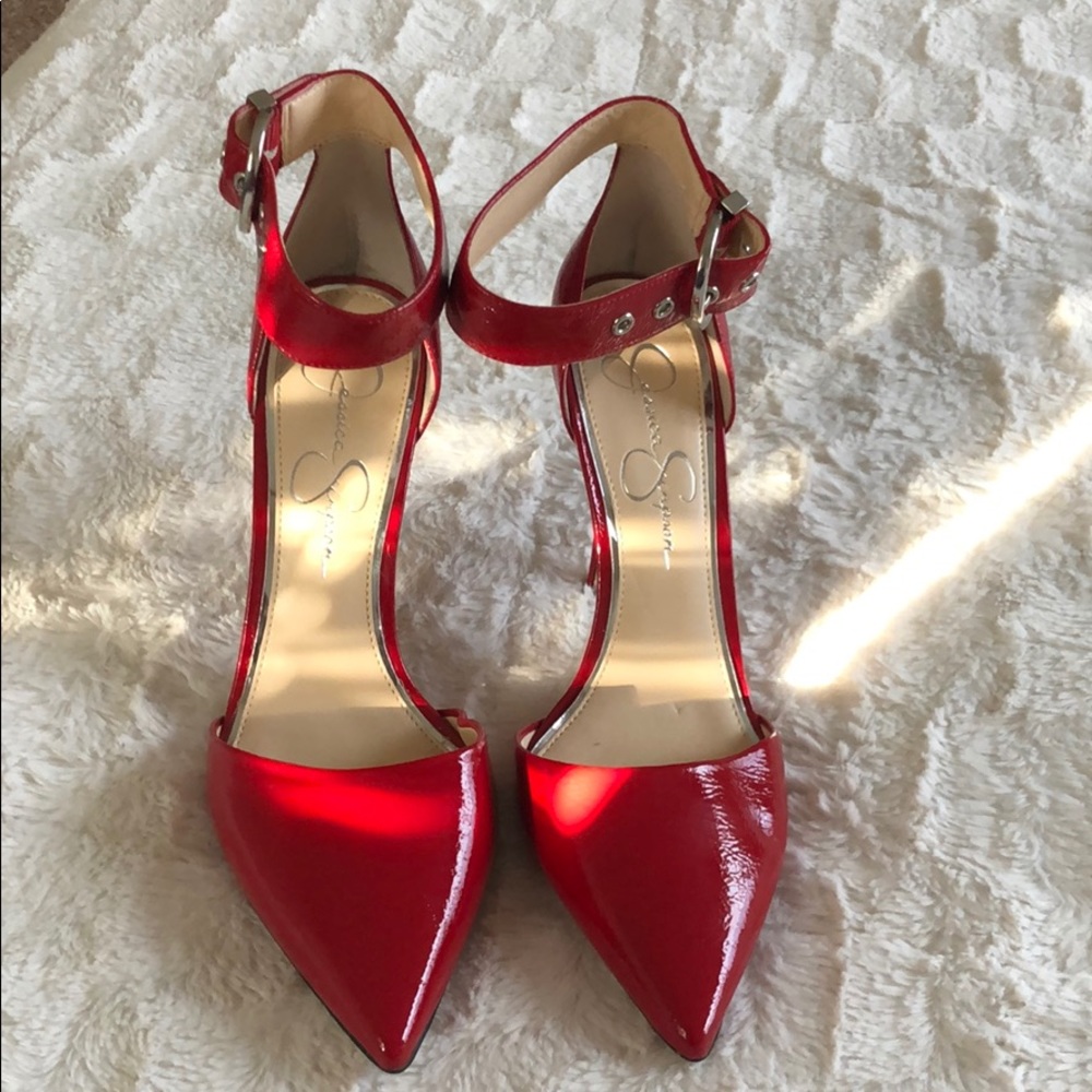 Gorgeous Jessica Simpson heels